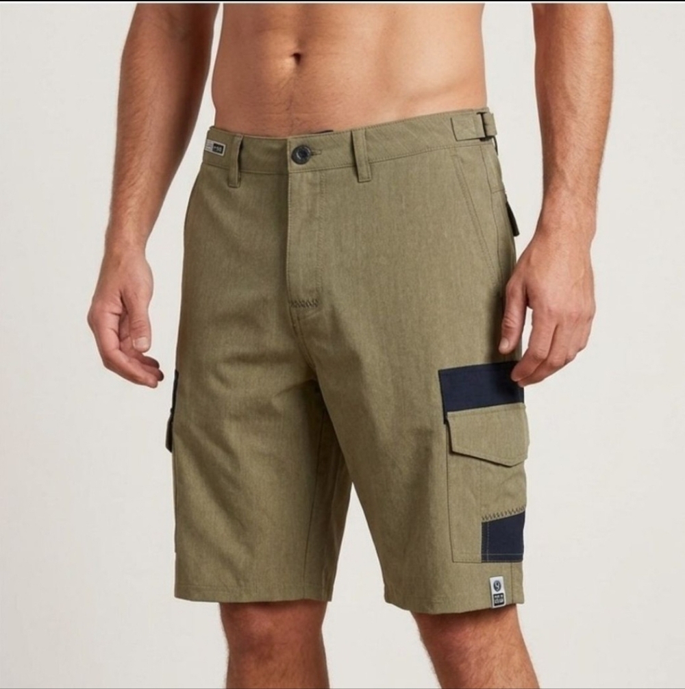 Salty Crew Olive and Navy Cargo Shorts. Size S